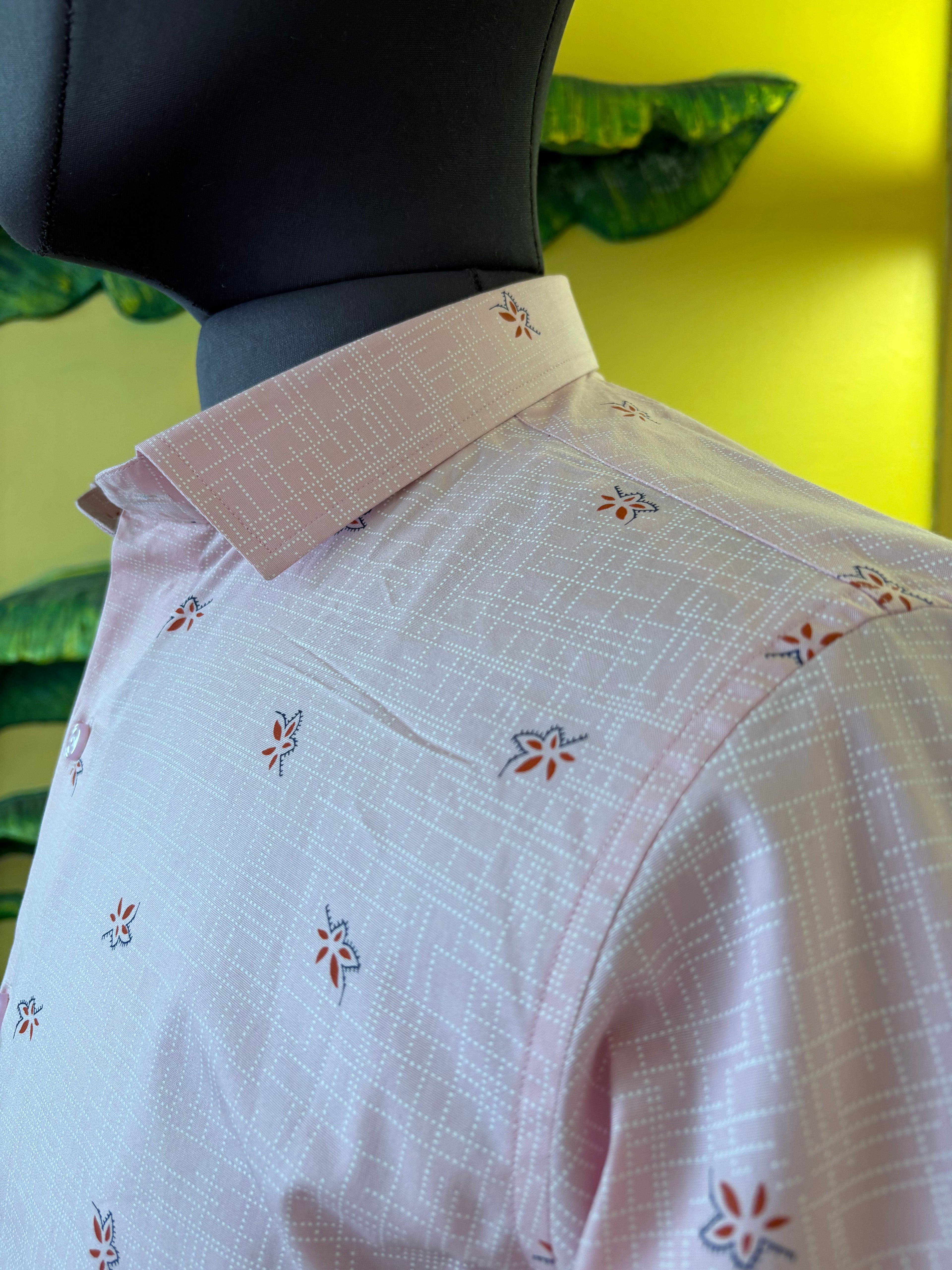 Politico mens cotton Baby pink Shirt with zigzag print