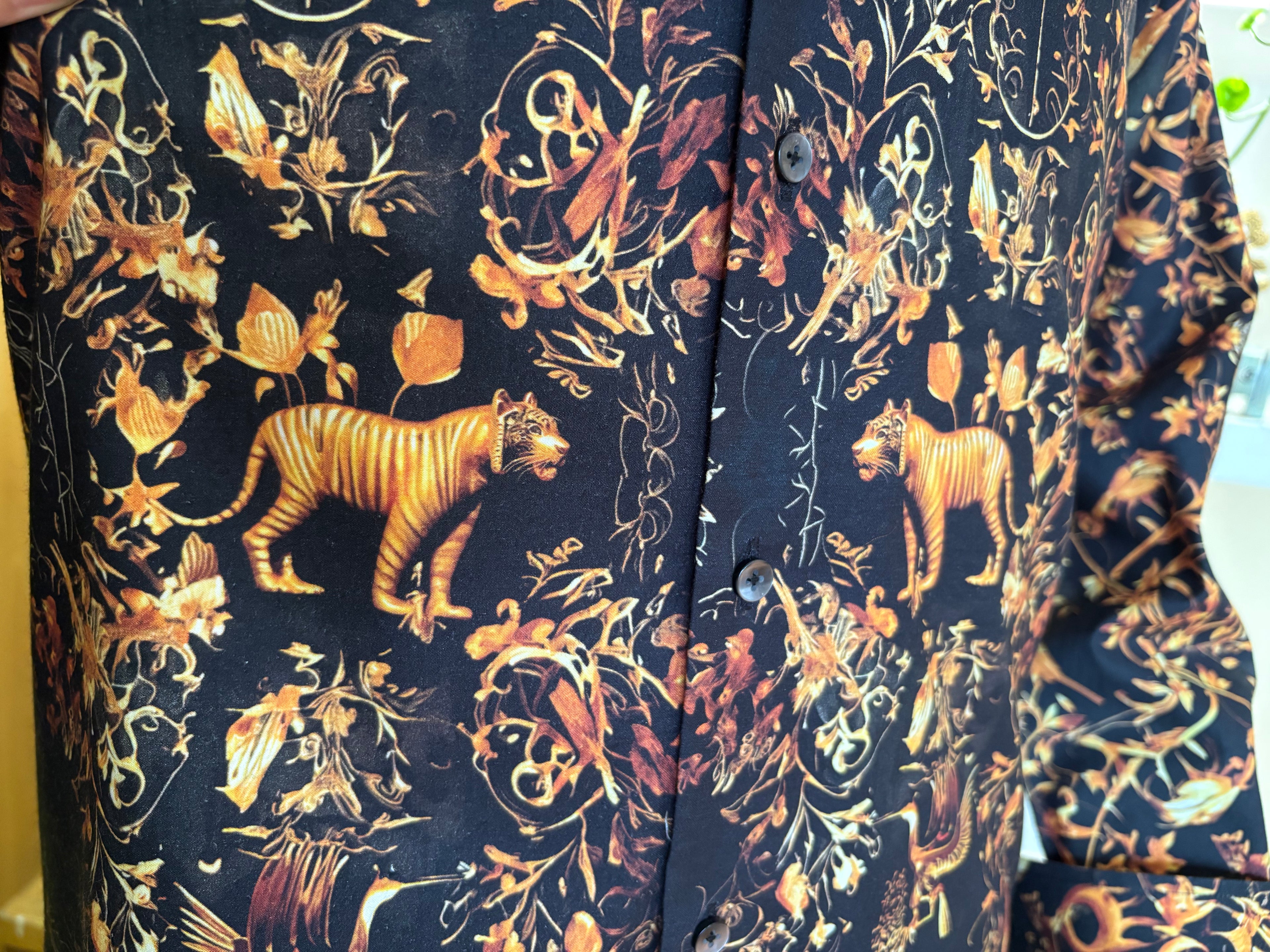 Politico mens shirt satin cotton with gold print